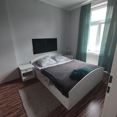 Apartament Rycerska ヴァウブジフ エクステリア 写真