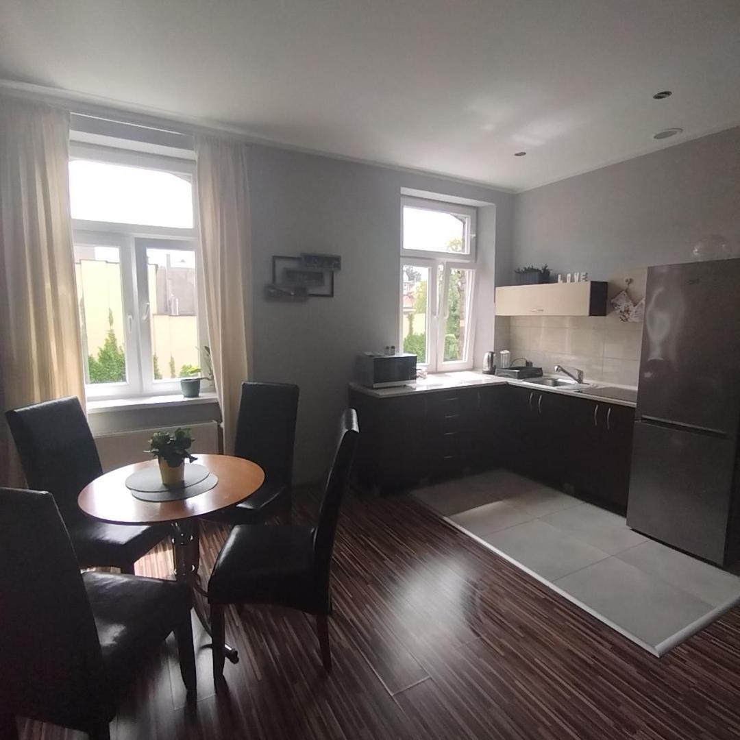 Apartament Rycerska ヴァウブジフ エクステリア 写真
